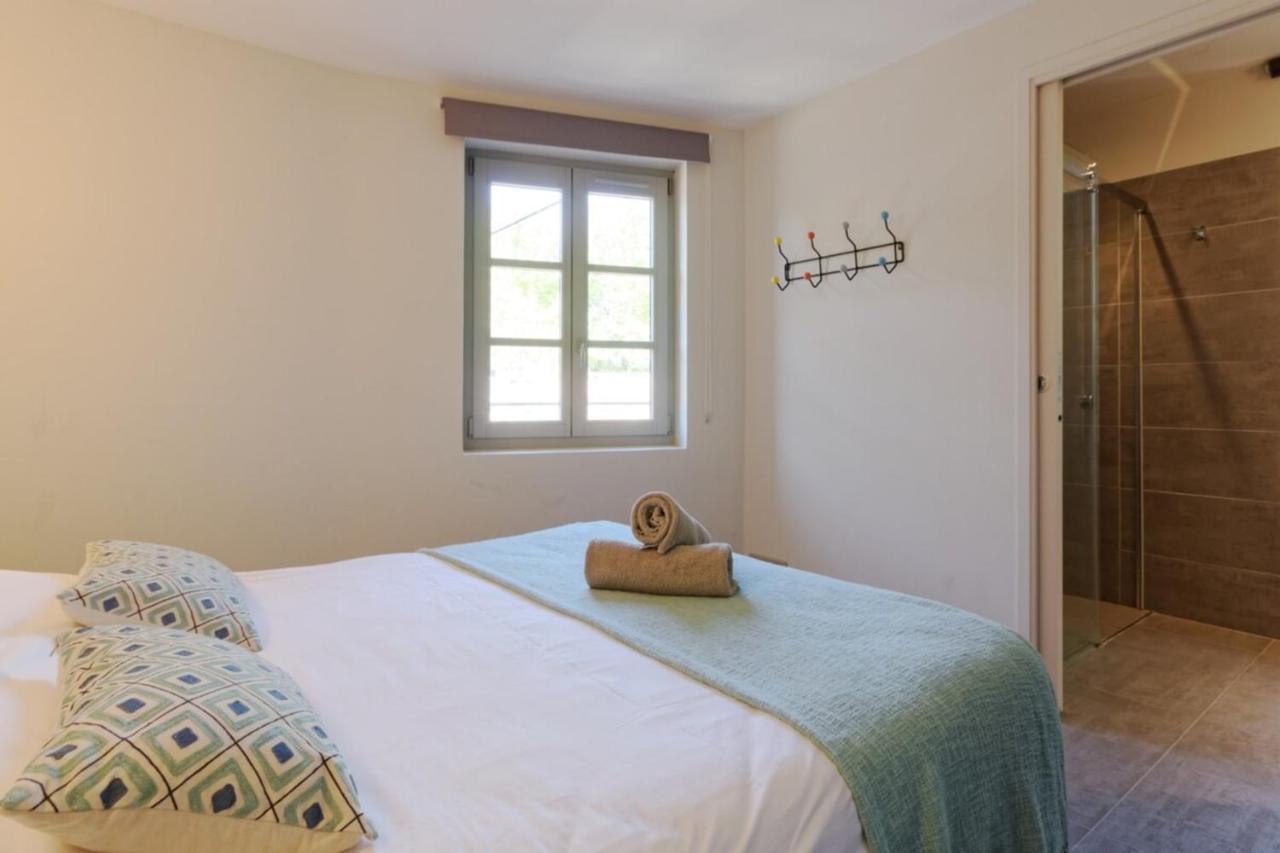 Private Furnished Apartment With All Comfort Has A Garden In A Green Space 메이헤이유 외부 사진