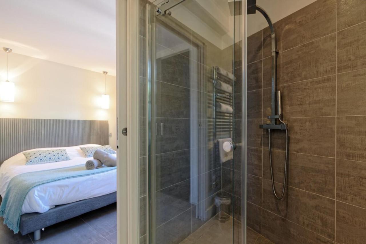 Private Furnished Apartment With All Comfort Has A Garden In A Green Space 메이헤이유 외부 사진