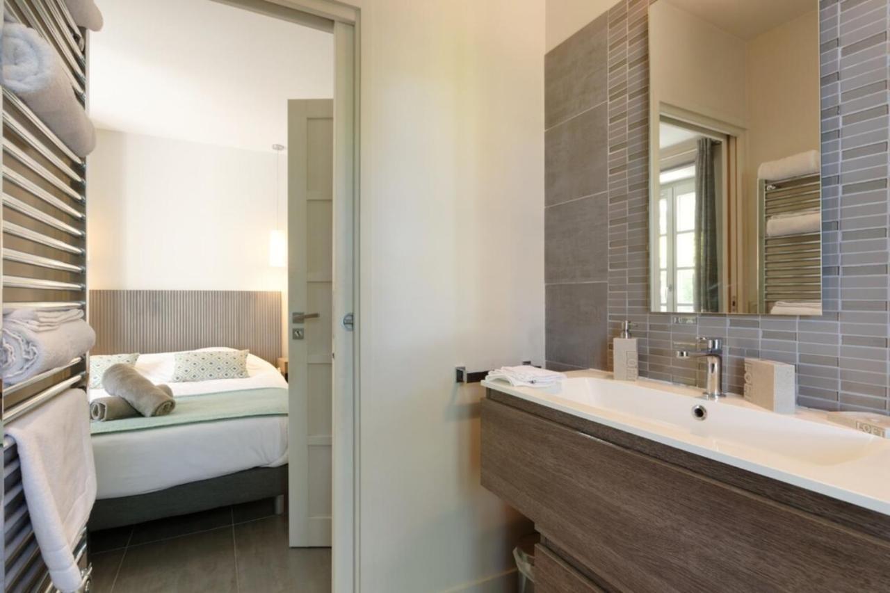 Private Furnished Apartment With All Comfort Has A Garden In A Green Space 메이헤이유 외부 사진