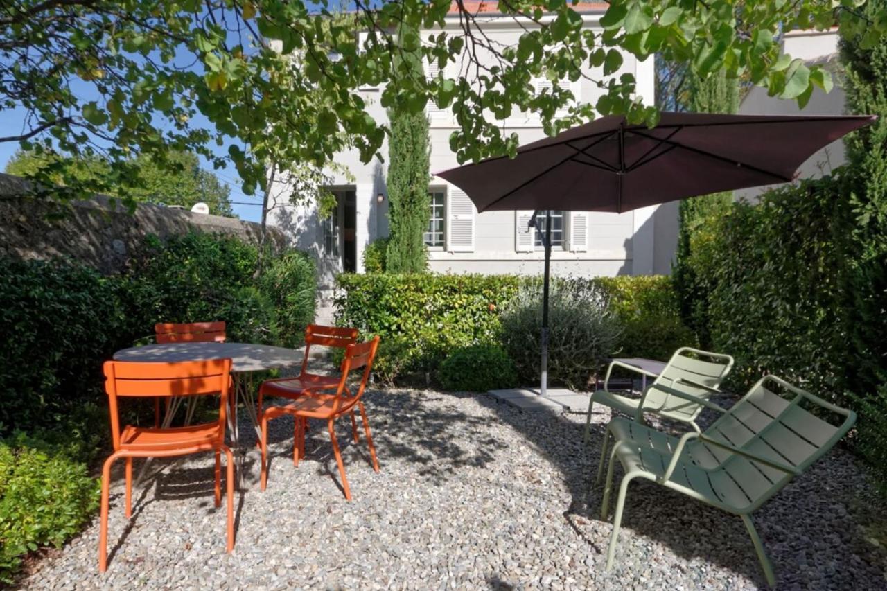Private Furnished Apartment With All Comfort Has A Garden In A Green Space 메이헤이유 외부 사진
