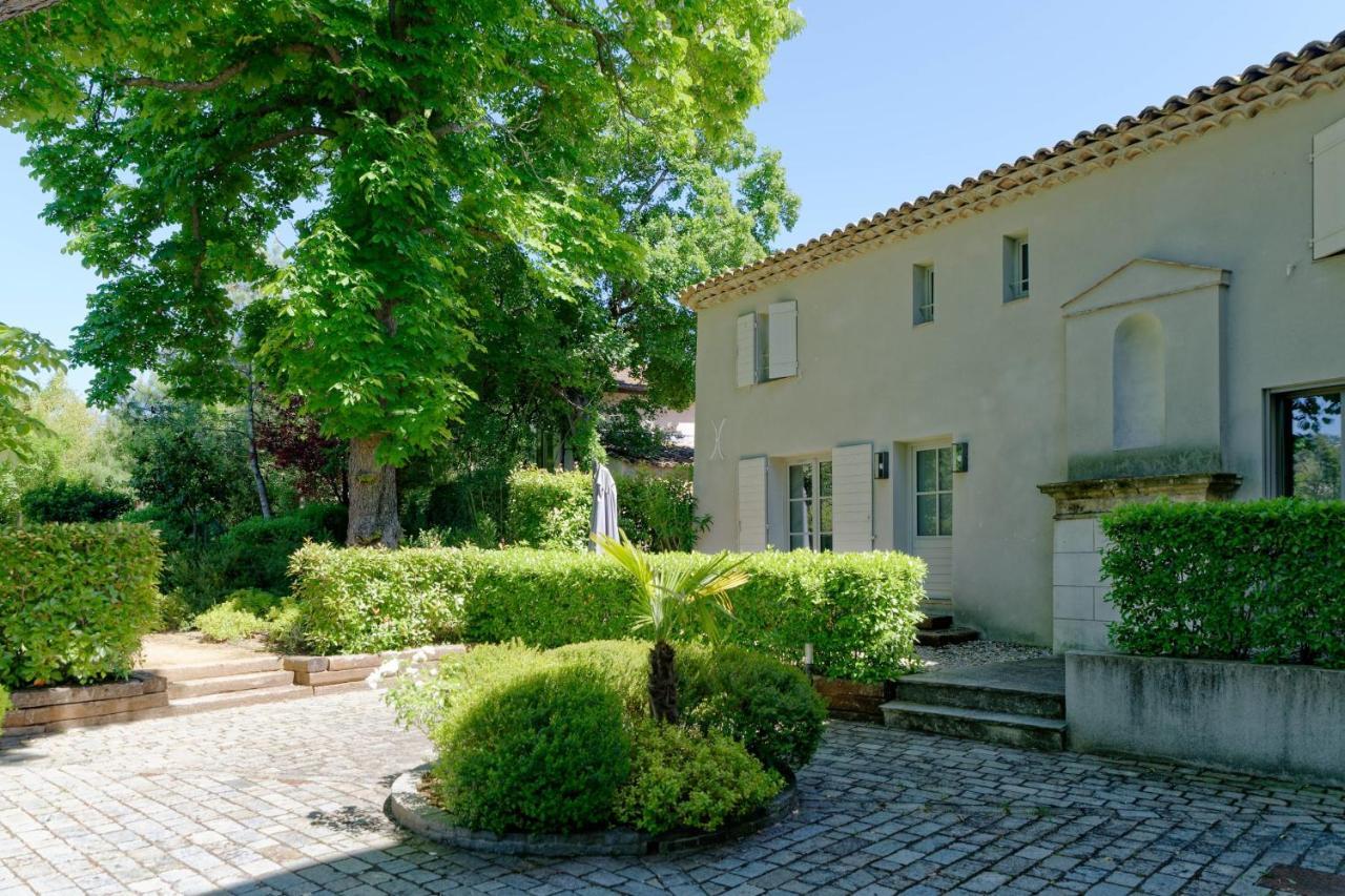 Private Furnished Apartment With All Comfort Has A Garden In A Green Space 메이헤이유 외부 사진