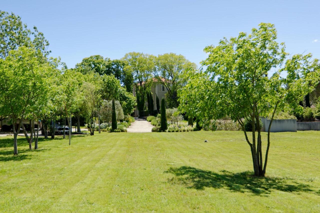 Private Furnished Apartment With All Comfort Has A Garden In A Green Space 메이헤이유 외부 사진